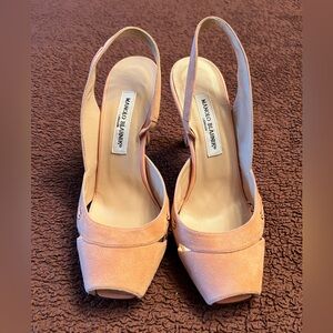 Manolo Blahnik, pink suede, size 40